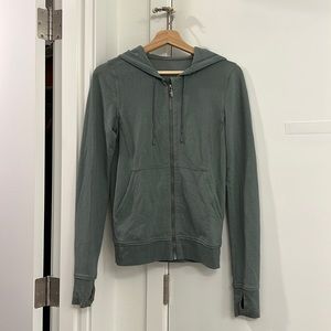 Lululemon Jacket - Hoodie - Full Zip - Size 6 - Soft Cozy Fabric